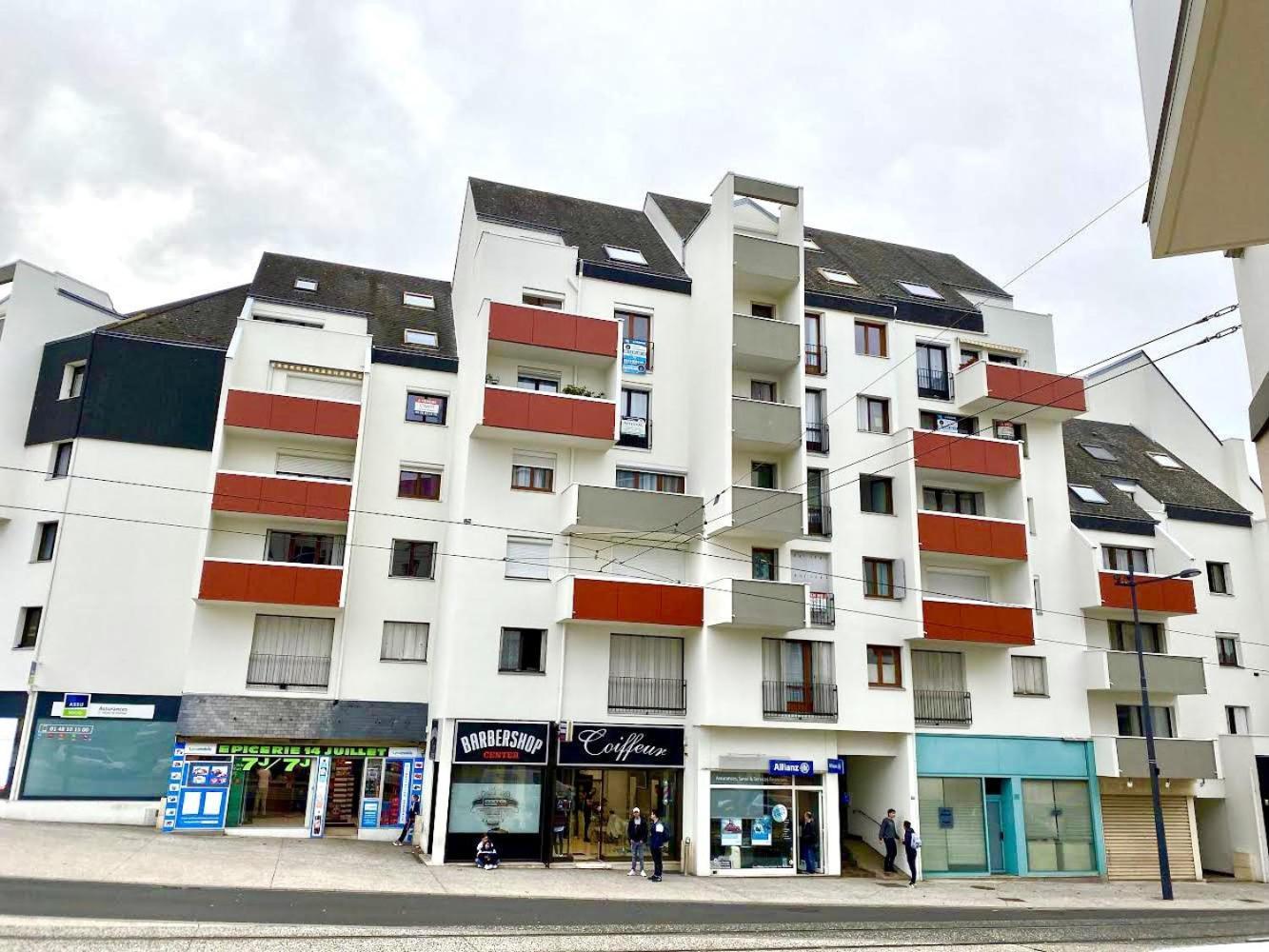 Appartement T3 De Standing En Centre-Ville Joué-lés-Tours Luaran gambar